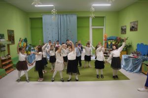   Dzień dziadka i babci w grupie 6 latków